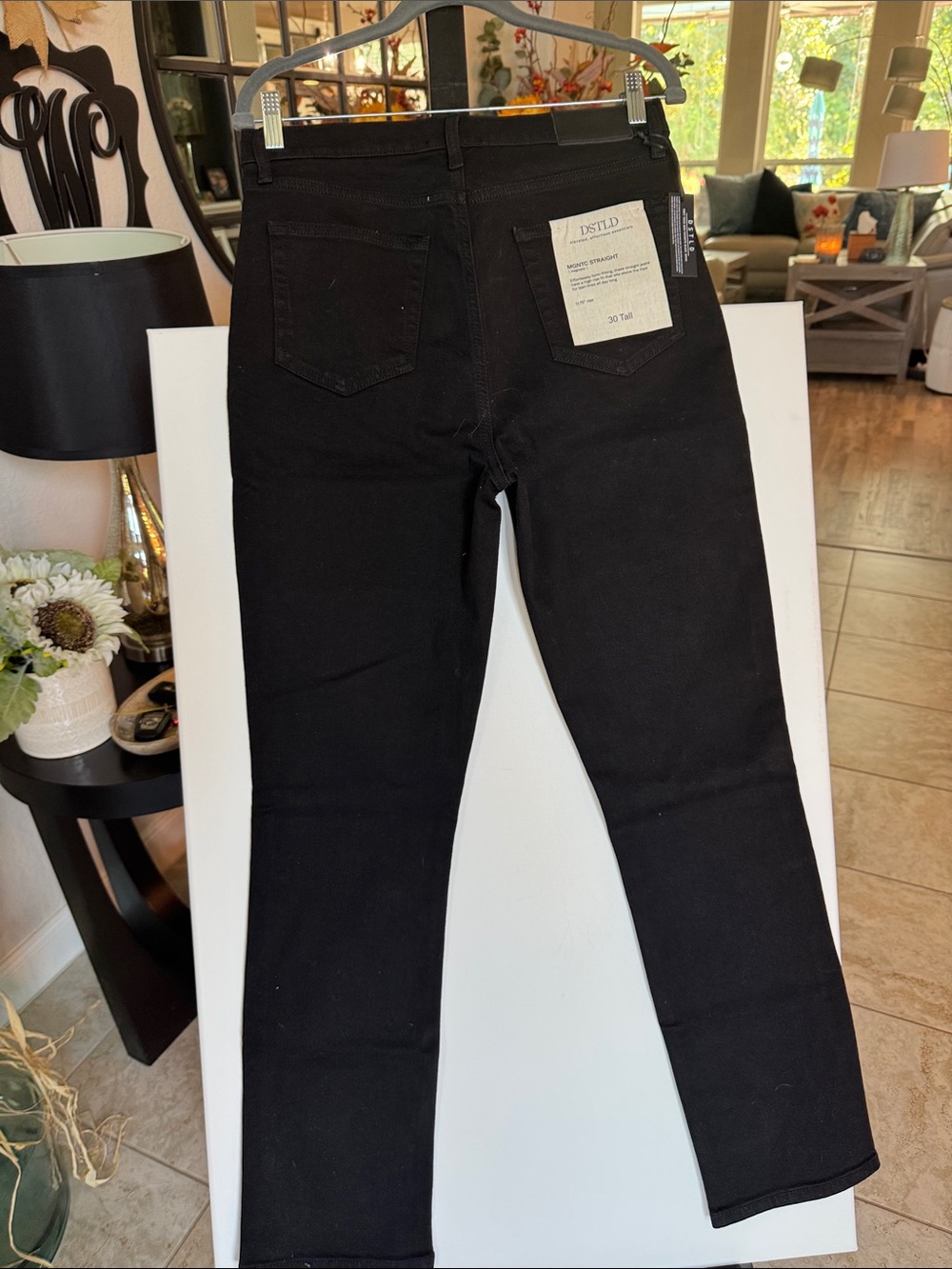 DSTLD Women’s Slim Straight Black Jeans